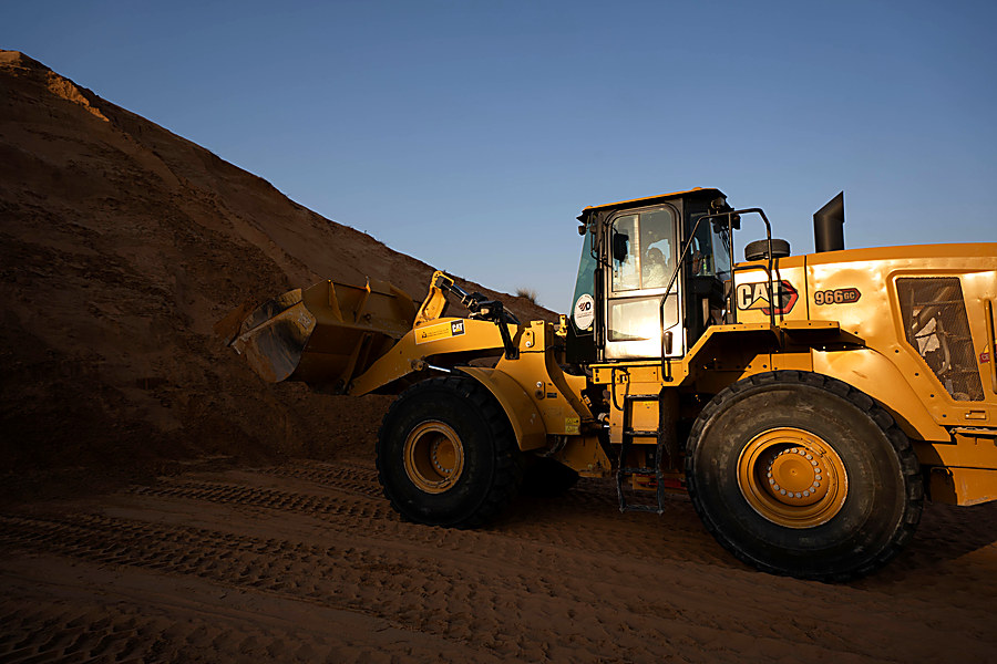 Caterpillar wheel loader